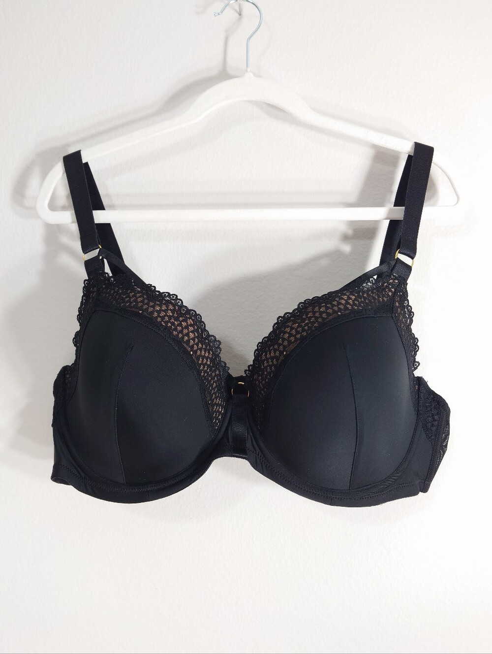 Adore Me Black Lace Full Coverage Underwire Bra 38DDD